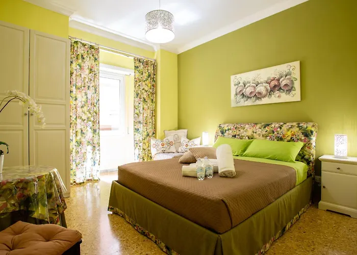 Vatican Station Bed & Breakfast 4*